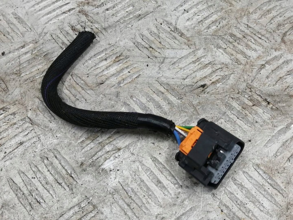 Купити Peugeot 308 t10 колодка шланг фари перед led