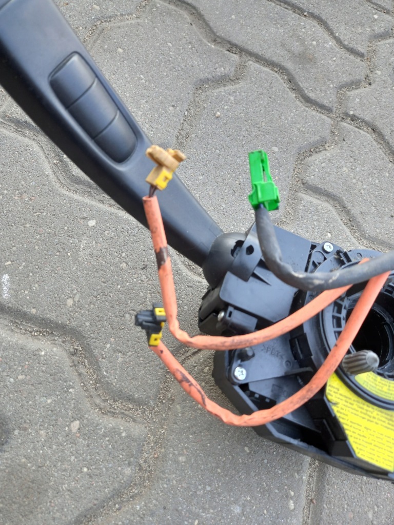 фото №1, Переключатель комбинированный 30710341 volvo v50 04-12r