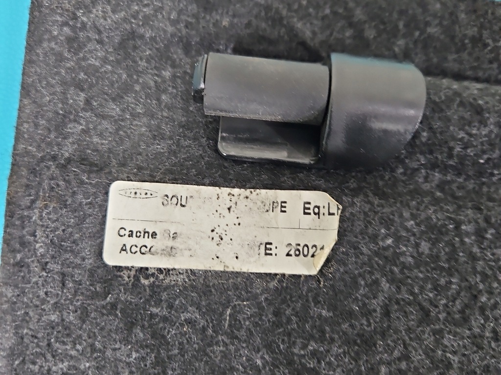 фото №6, Шторка багажника peugeot 308 i