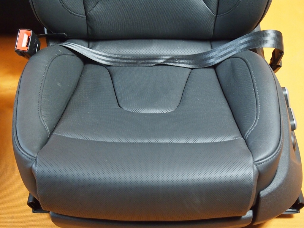 фото №6, Audi a5 сиденья заднее сиденье кожа вентилируемые с подогревом 18km