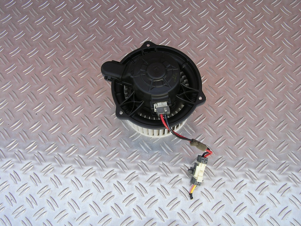 фото №1, Вентилятор воздуходувка отопителя hyundai i30 07-12r