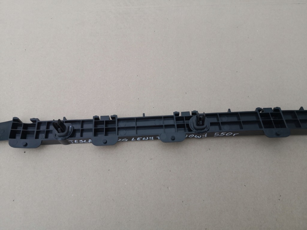 фото №8, Tesla x напрямна бампера лівий задня новий 1034831-00-d