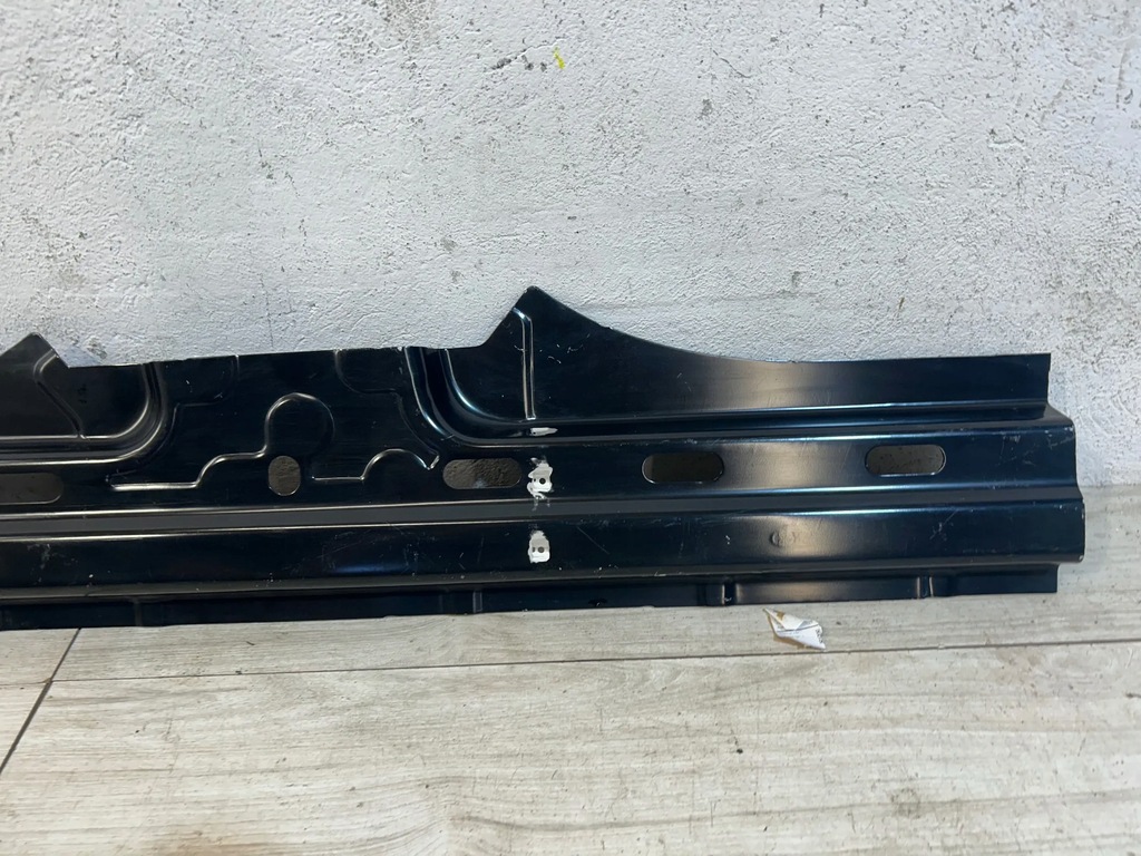 фото №2, Land rover discovery 5 обшивка поріг