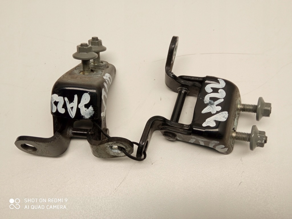 фото №1, B92p петлі двері лівий задня jazz 2 ii 2002-08