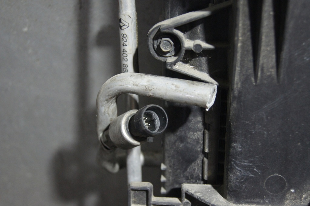 фото №15, Комплект радиатор вентилятор dacia duster i