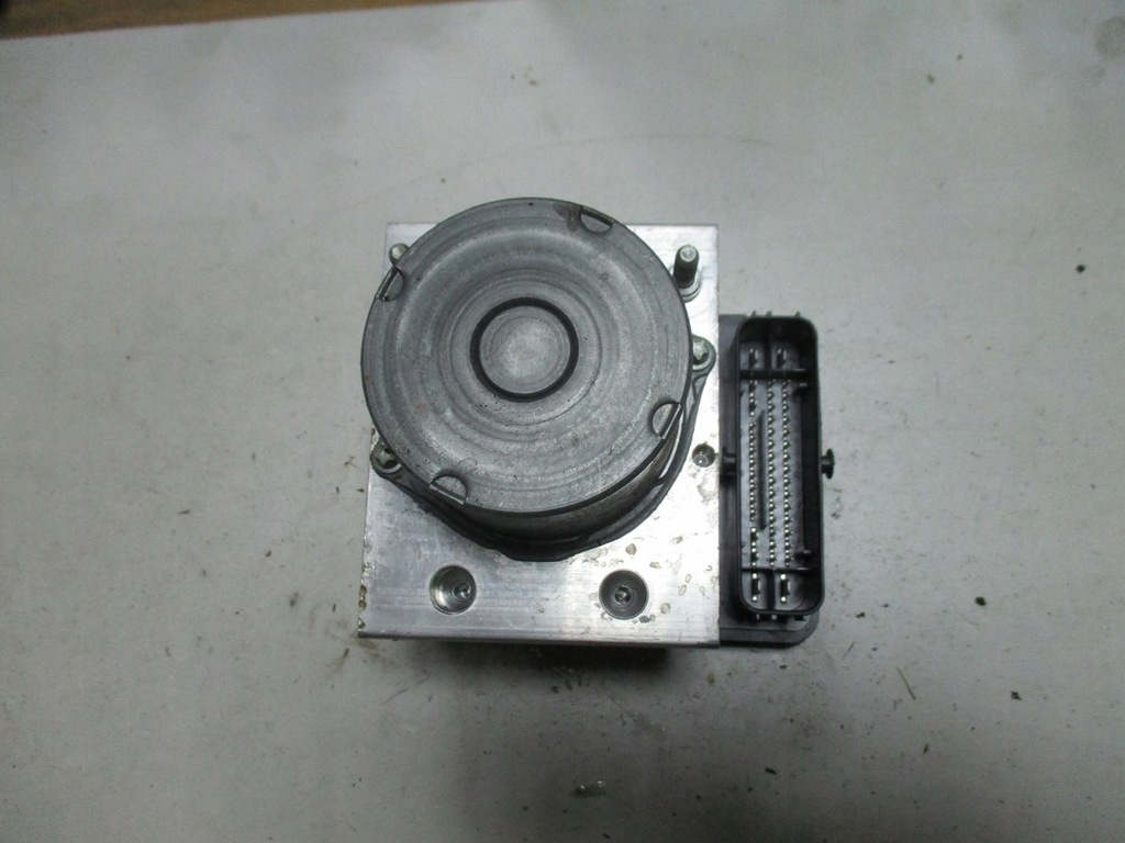 фото №1, Насос тормозная abs maserati levante 670103738