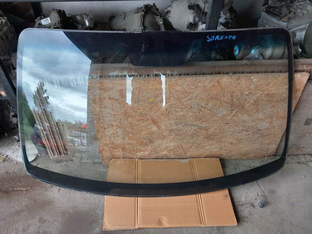 фото №1, Стекло перед передняя kia sorento 02-09 lift europa оригинал