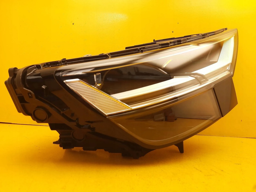 Купить Audi q8 4m8 лампа перед передняя full led 4m8941034 nowa