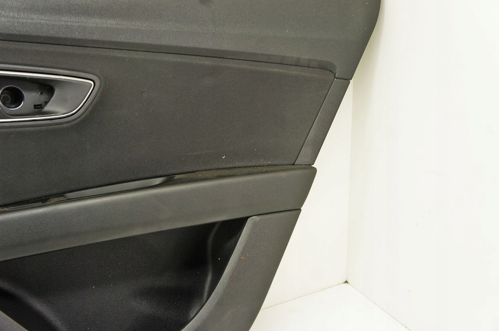 фото №6, Rb105 seat leon iii 5f обшивка дверь правый задняя kombi