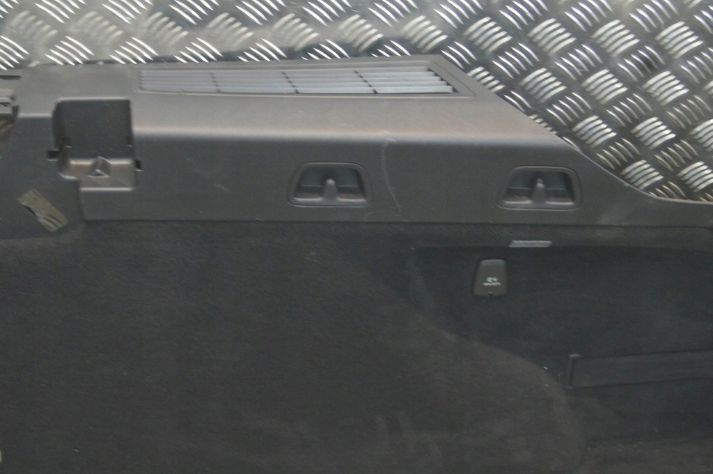 фото №4, Volvo v90 ii обшивка багажника правый