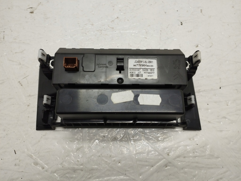 фото №2, Citroen c4 ii дисплей радио 9677296480