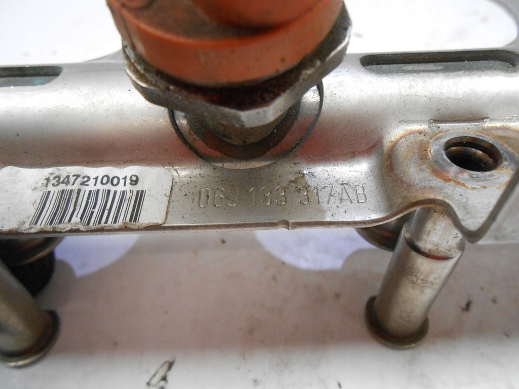 фото №8, Vw tiguan vw scirocco audi a3 молдинг упорскування 06j133317ab + датчик