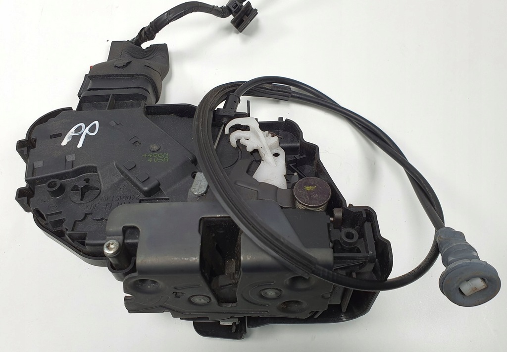 фото №1, Замок двері правий volvo c30 30753664 europa