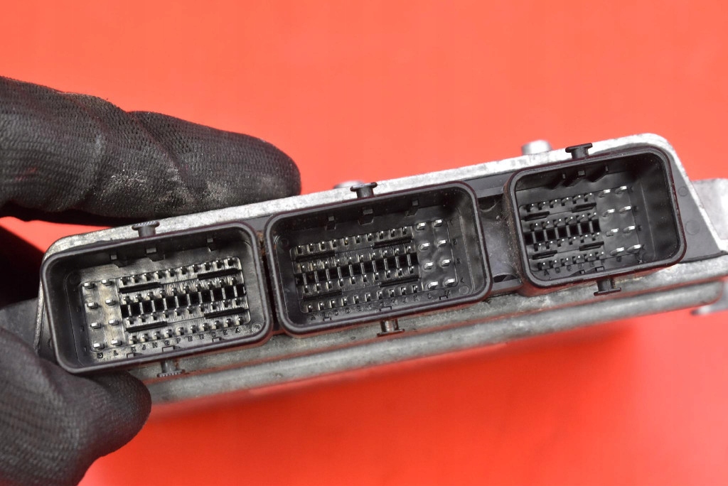 фото №8, Блок керування бортовий комп'ютер двигуна 31211081aa 5ws40328c-t volvo v50 2.0 d 136 km