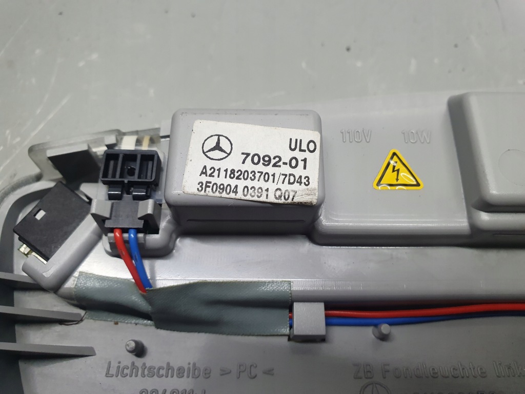 фото №9, Лампа салону панель solar панорама merc w211