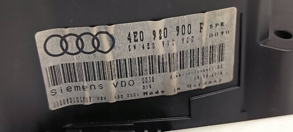 фото №7, Счетчик приборная панель 4e0920900f audi a8 d3