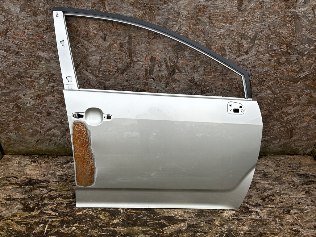 фото №1, Toyota corolla verso ii дверь правое перед передние anex