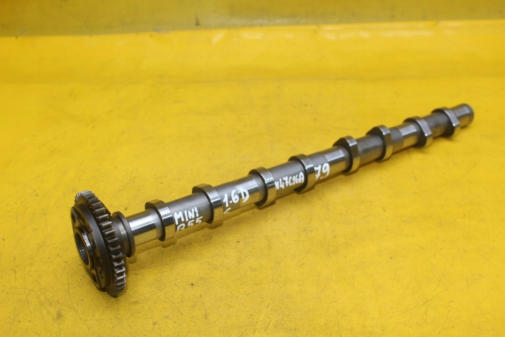 фото №1, Вал распределительного вала впускной  mini cooper r55 r56 toyota bmw 1.6d n47c16a 8575437