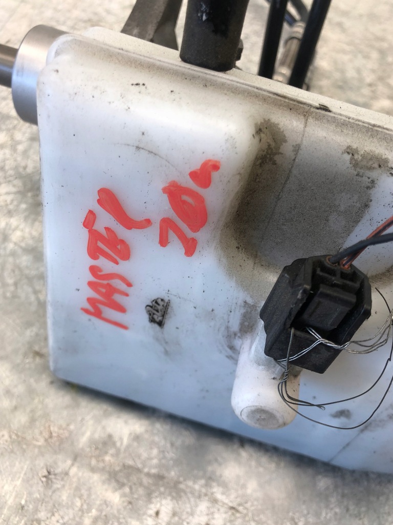 фото №5, Насос гальмівна бачок master iii 03350890491