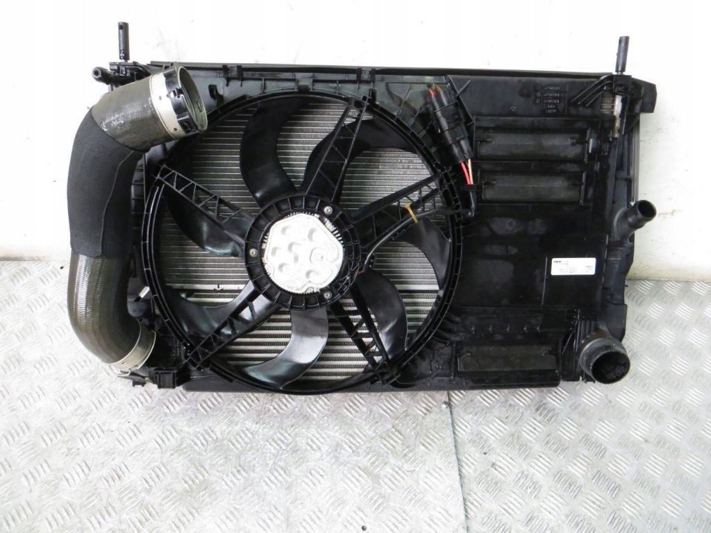 фото №1, Bmw x1 f48 2.0d радиатор wenntylator kpl 14-