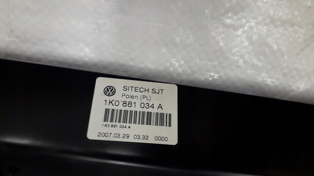 фото №8, Кронштейн сиденье правое vw golf v plus 1k0881034a