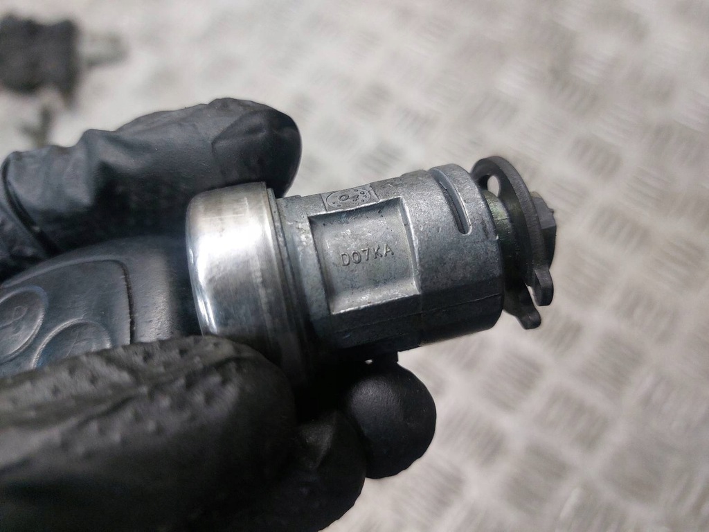 фото №8, Набір стартовий + замок капот ford mondeo mk3 2.0 tdci 5s71-12a650-fa