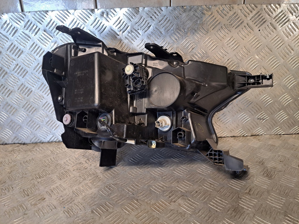 Ford ranger рестайлинг  2019 r фонари перед led jb3b-13e014-ba jb3b-13e015-ba в Украине