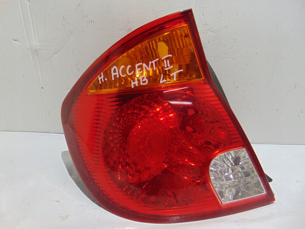 фото №1, Лампа левый задняя hyundai accent ii хэтчбек 92401257