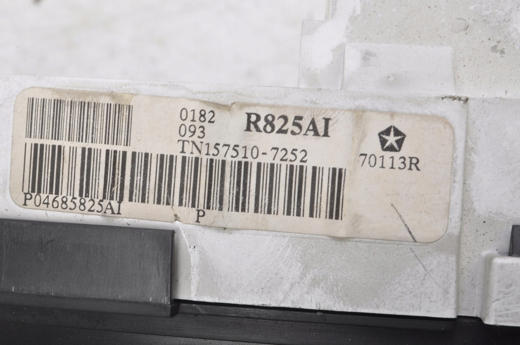 фото №9, Chrysler grand voyager iv 2.5 счетчик приборы