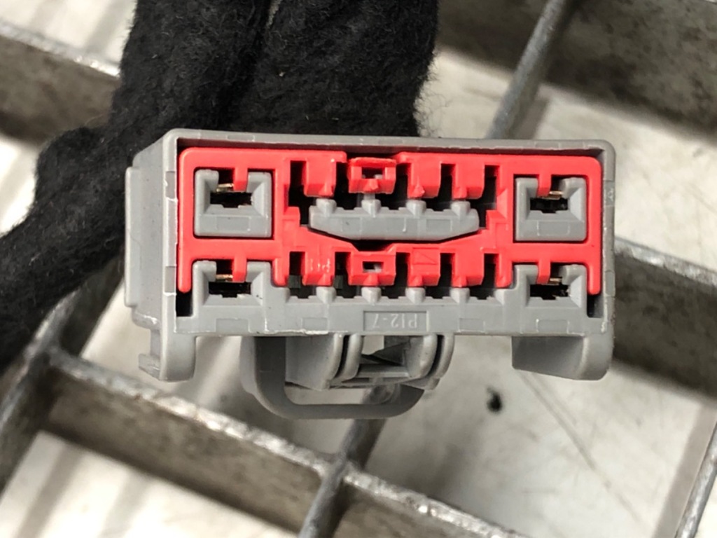 фото №9, Туннель средний volvo v40 хэтчбек 01302307