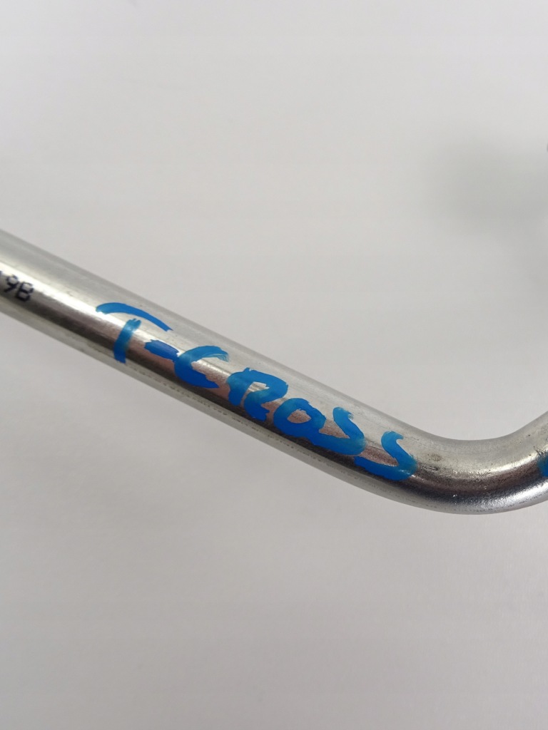 фото №4, Vw t-cross трубка масляная 04c145140c 1,0tsi