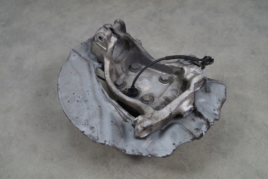 фото №2, Поворотный кулак правый перед bmw e65 01-05 4.4i