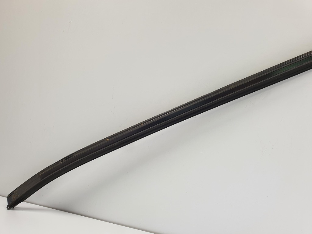 Купить Молдинг стекло дверь правый задний  задняя mercedes w140