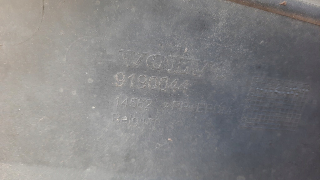 фото №16, Бампер перед volvo xc70 v70 cc 96-00r