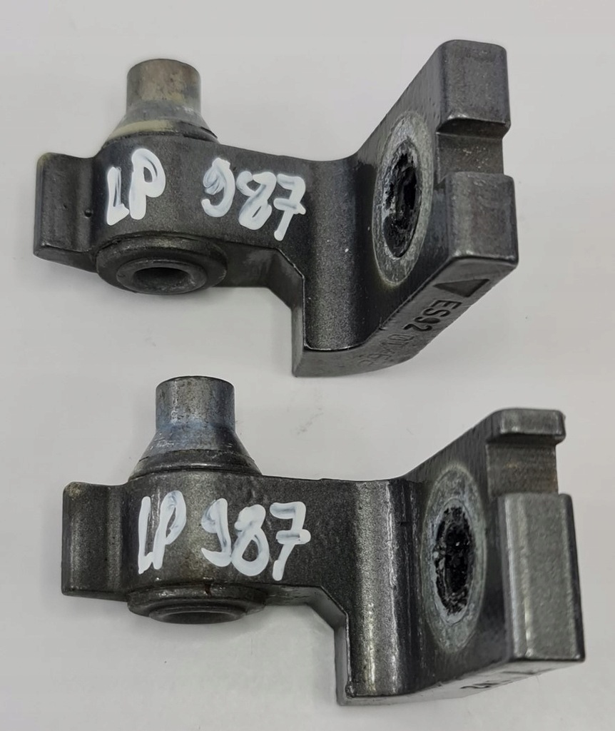 фото №1, Петли дверь левая porsche cayman 987 пара