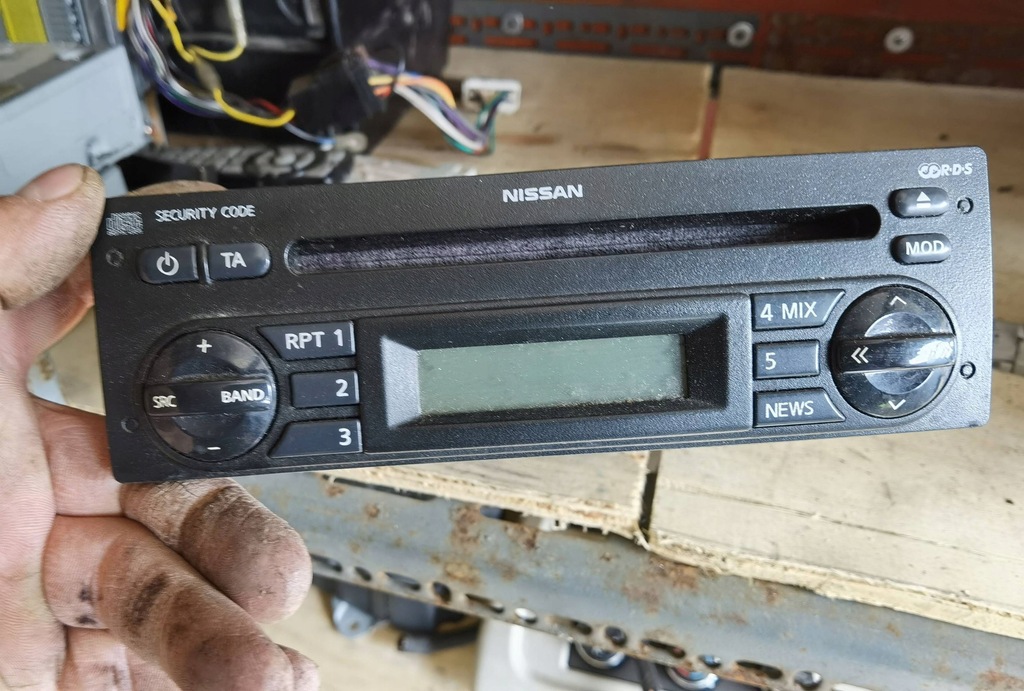 фото №1, Nissan note e11 2009 панель / радіопрогравач cd/dvd/gps