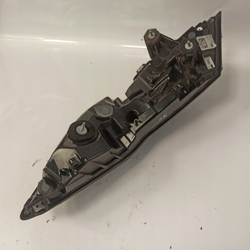 фото №15, Bmw 8 g15 лампа лівий задня led + світловоди h3744577114 [лампа na частини]