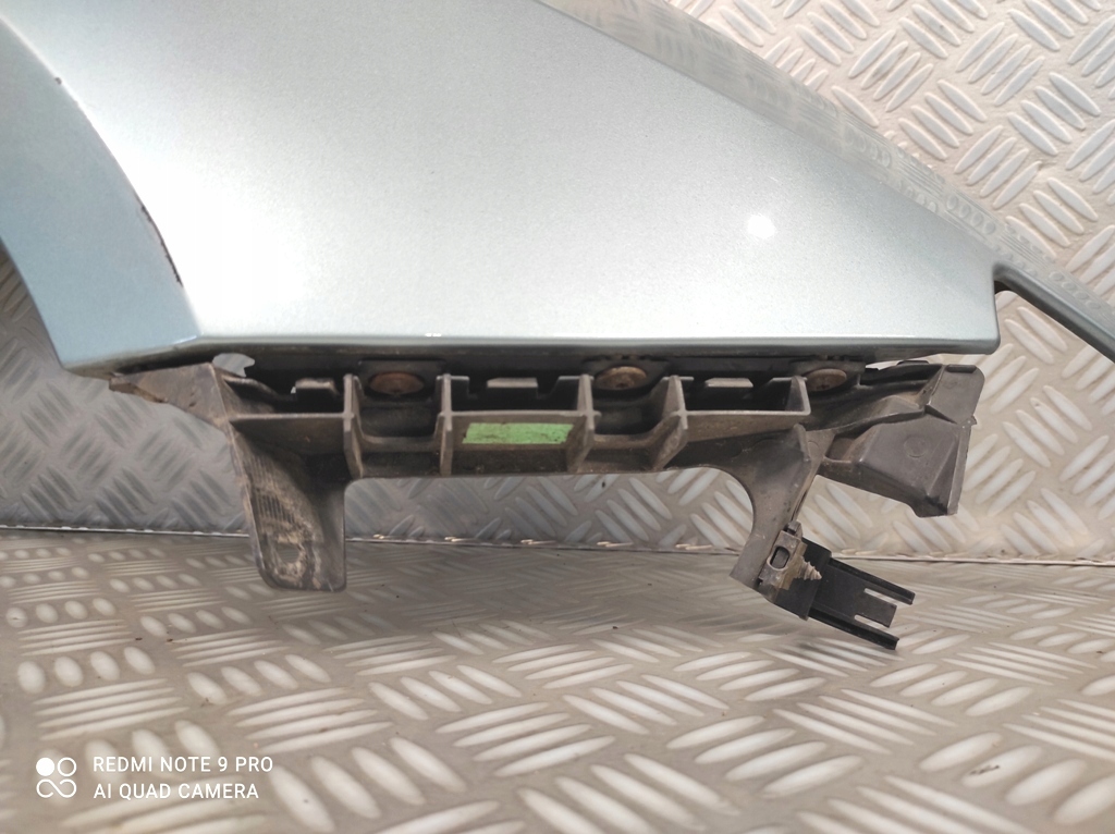 Крыло  правый  передний перед seat ibza iv 6j Оригинал