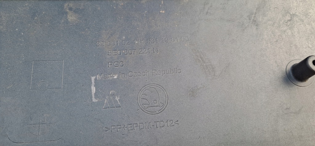 фото №8, Skoda octavia iii lift 5e0 бампер перед передний 5e0807221n