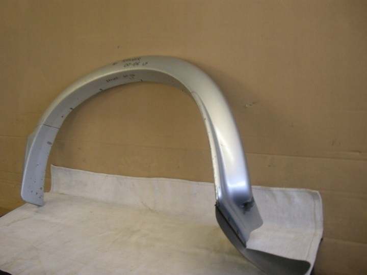 фото №1, Ford ranger 2000 молдинг na крыло левая задняя