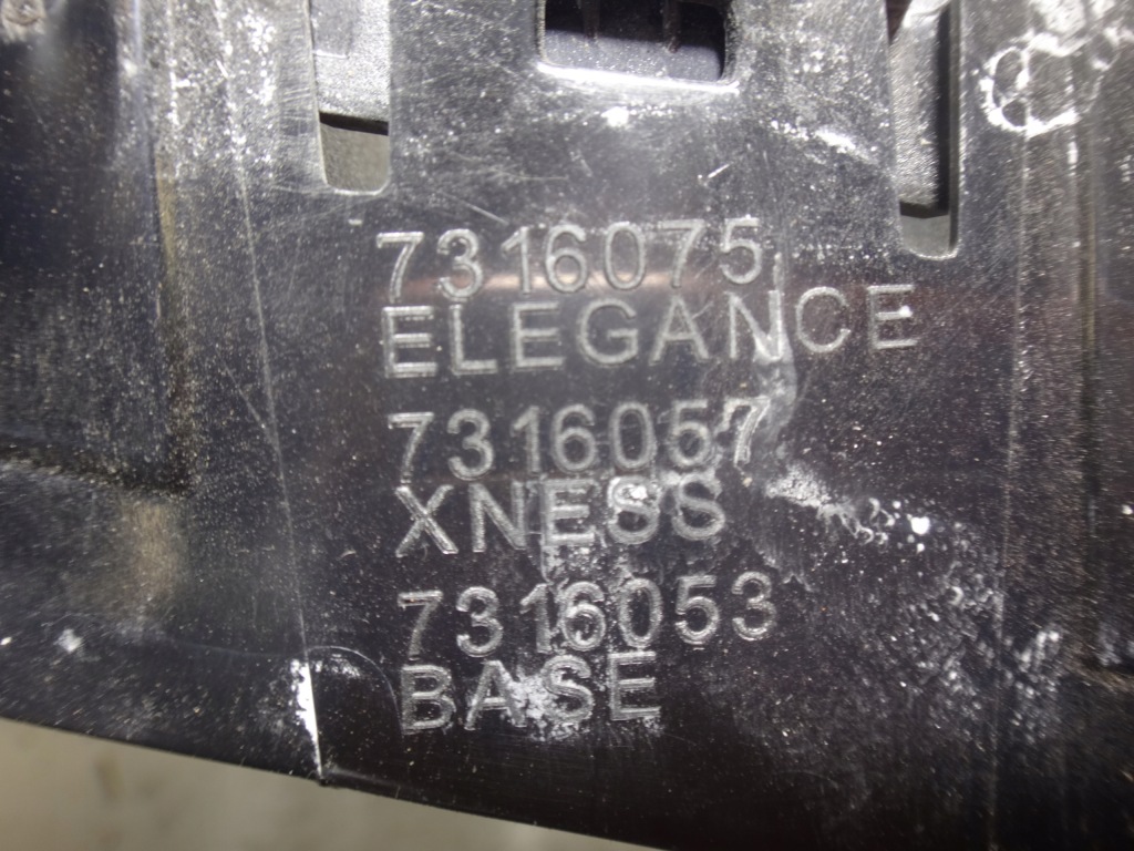 Решётка радиатора решётка радиатора левая bmw x5 f15 x6 f16 Недорого