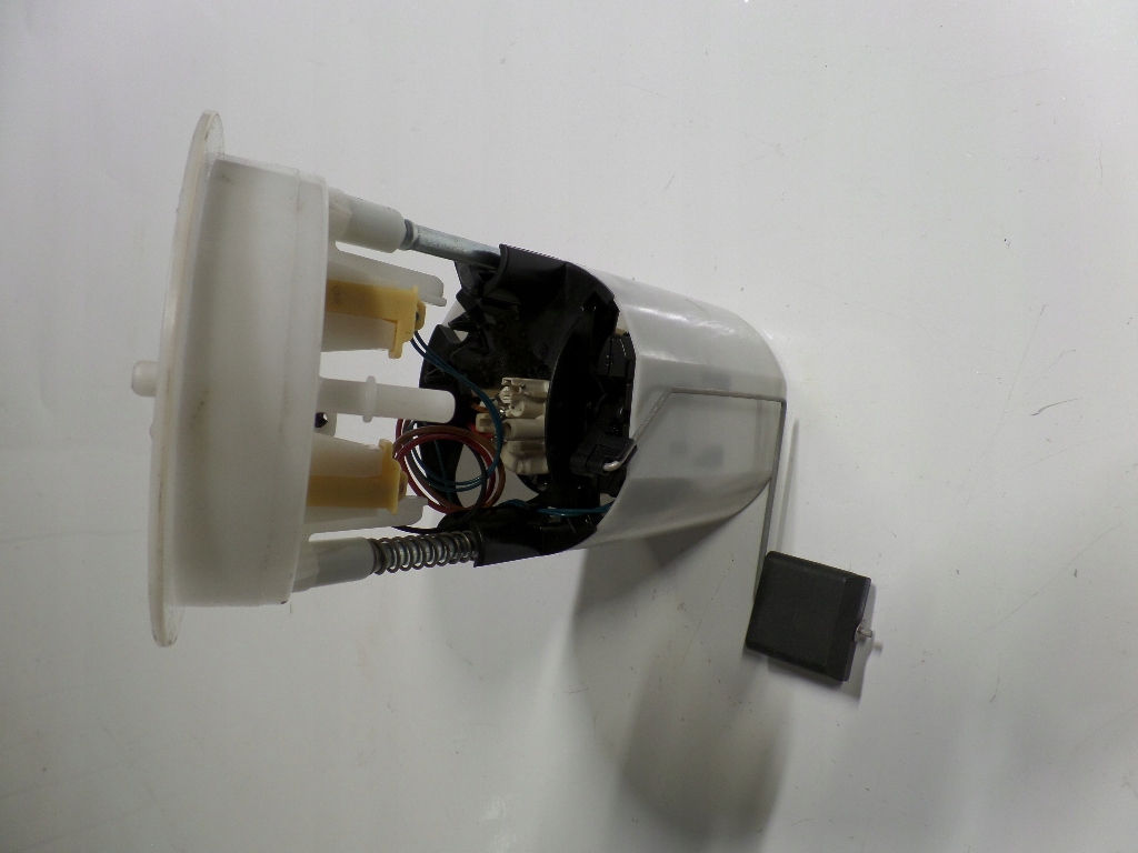 фото №1, Bmw 3 e90 320i насос пального 7197073