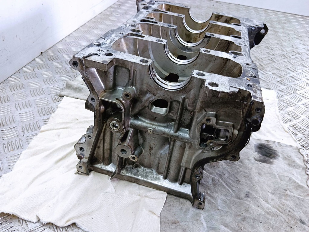 фото №8, Mitsubishi outlander 2013 блок двигуна