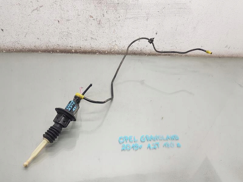 фото №1, Помпа сцепления opel grandland x 1.2 t 9809425480