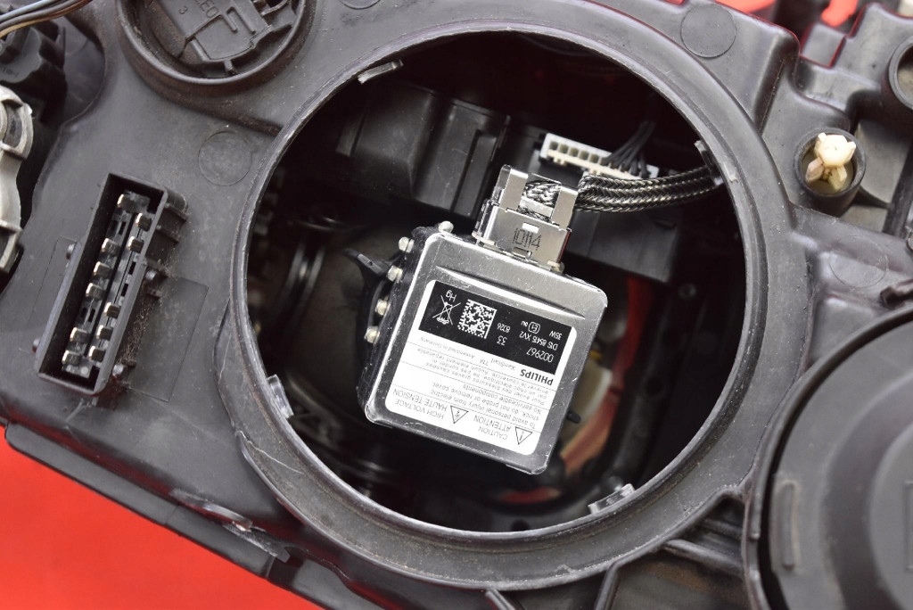 фото №9, Фара лівий лампа перед ксенон eu 89903366 citroen c5 ii x7 iii 08-17