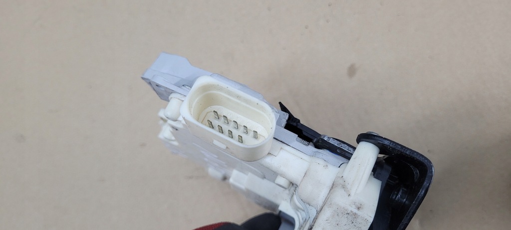 фото №10, A6 c7 4g замок двері правий задня 9 pin 4g0839016 a7 4g