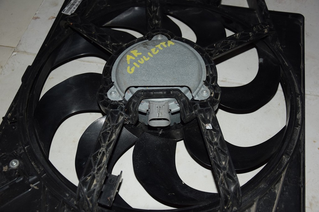 фото №4, Alfa romeo giulietta вентилятор радиатора t6928002