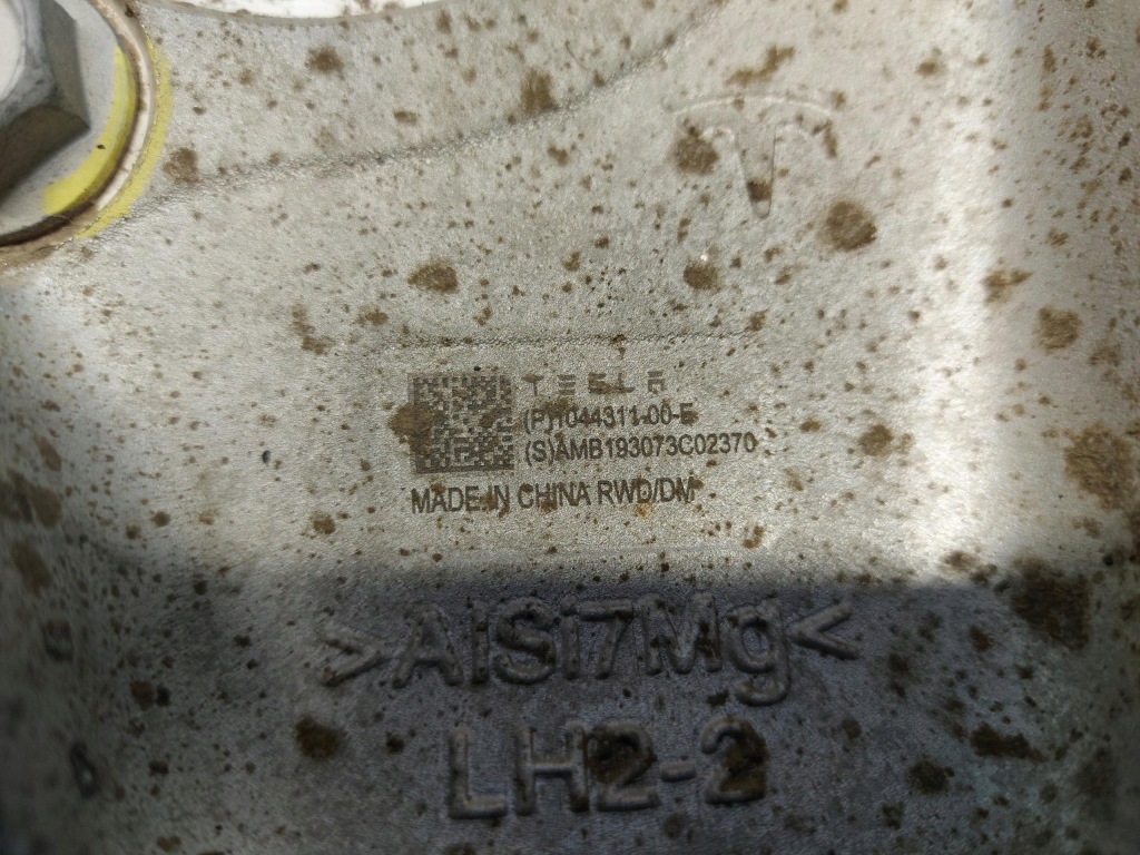 Tesla model 3 поворотный кулак ступица левая 1044311-00-e Доставка