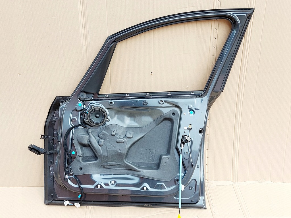 фото №7, Bmw 2 f46 дверь перед правое całe ładne do установка b39 18r.