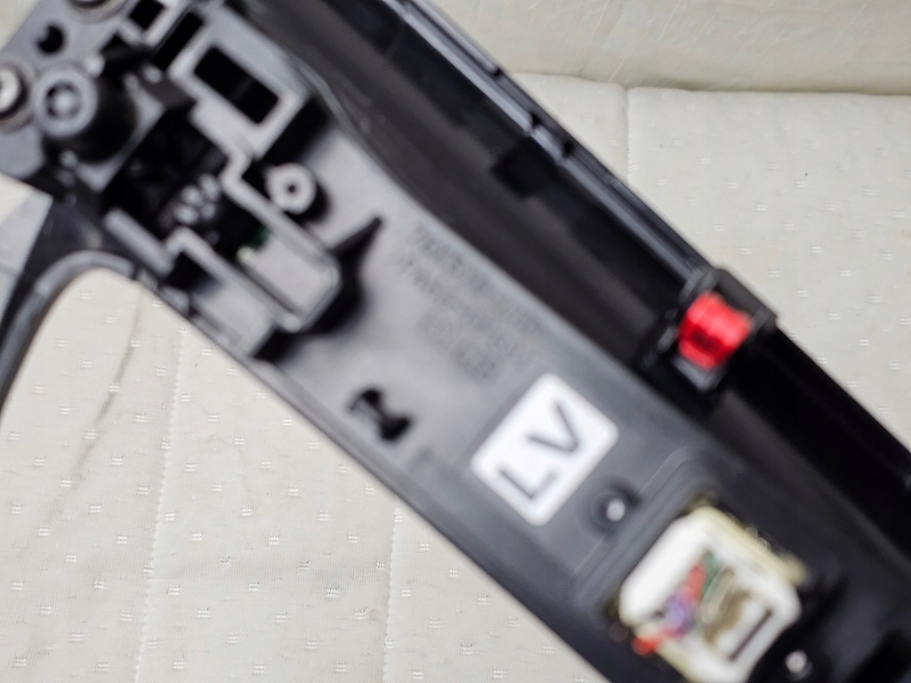 фото №13, Защита dekor заглушка переключатель туннель среднего toyota chr c-hr